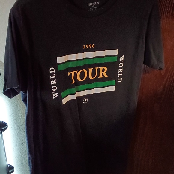 Forever 21 Other - Forever 21 '96 World Tour Tee (Gucci Inspo)